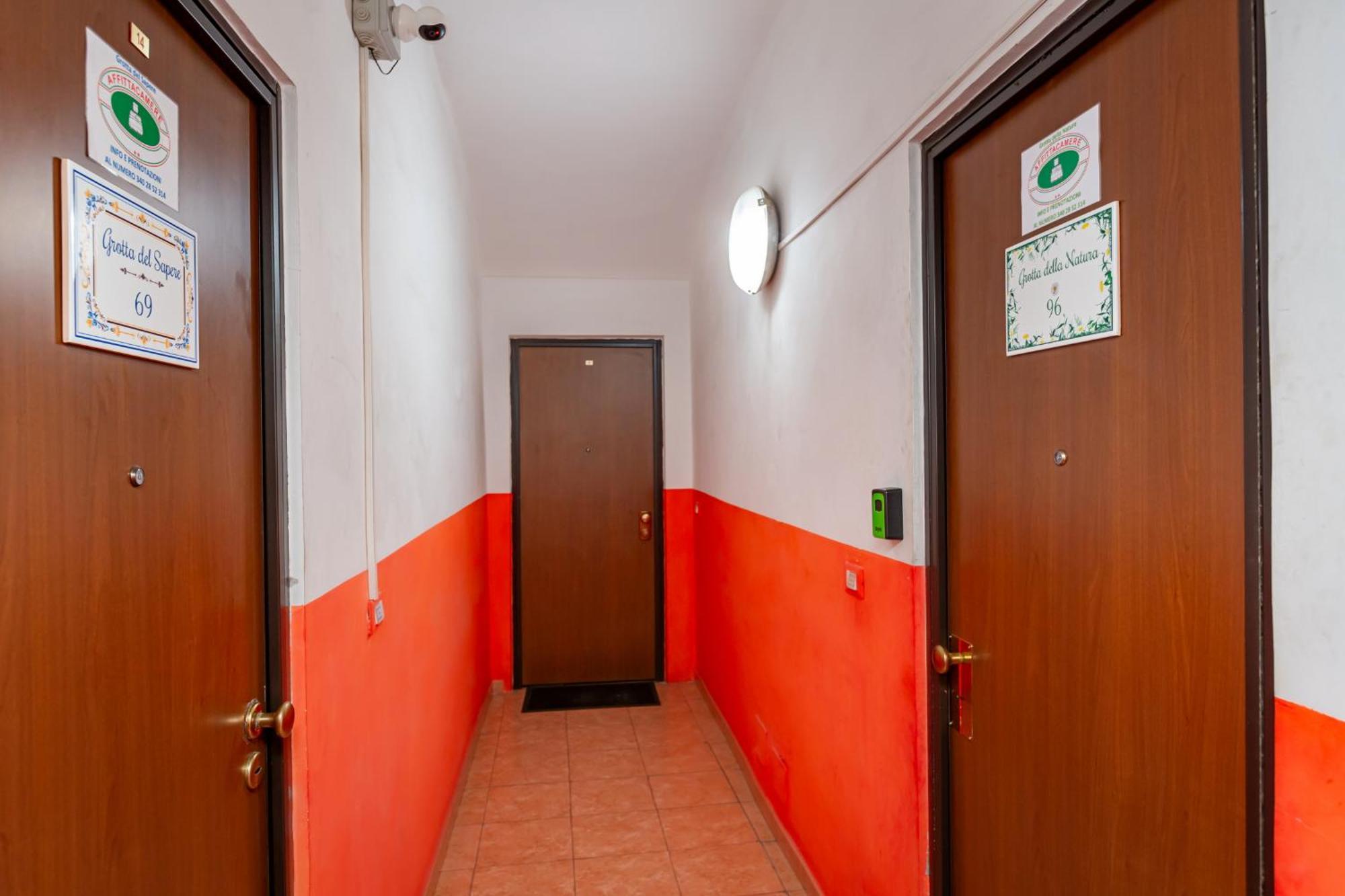 Grotta Del Sapere Guest house Turin